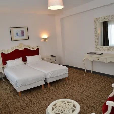 酒店 Alexain Restaurant & Wellness - Colmar Ouest 特鲁瓦埃皮
