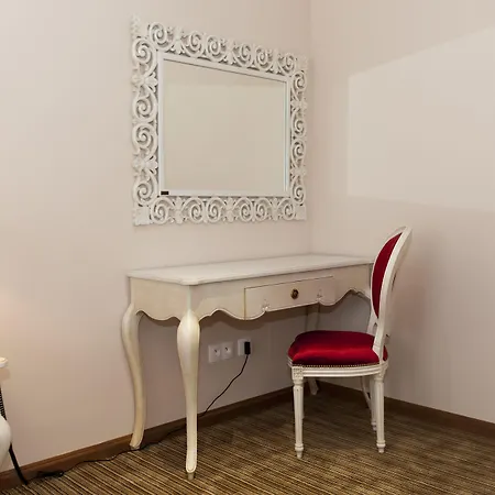 Szálloda Alexain Restaurant & Wellness - Colmar Ouest Trois-Épis